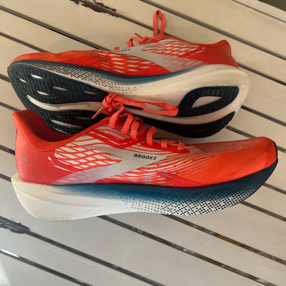 Brooks Hyperion Max